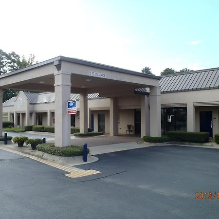 Days Inn By Wyndham Alexander City Bagian luar foto