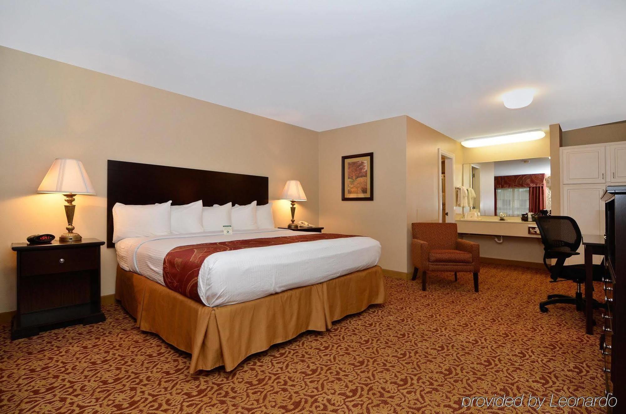 Days Inn By Wyndham Alexander City Bagian luar foto