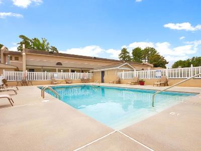 Days Inn By Wyndham Alexander City Bagian luar foto